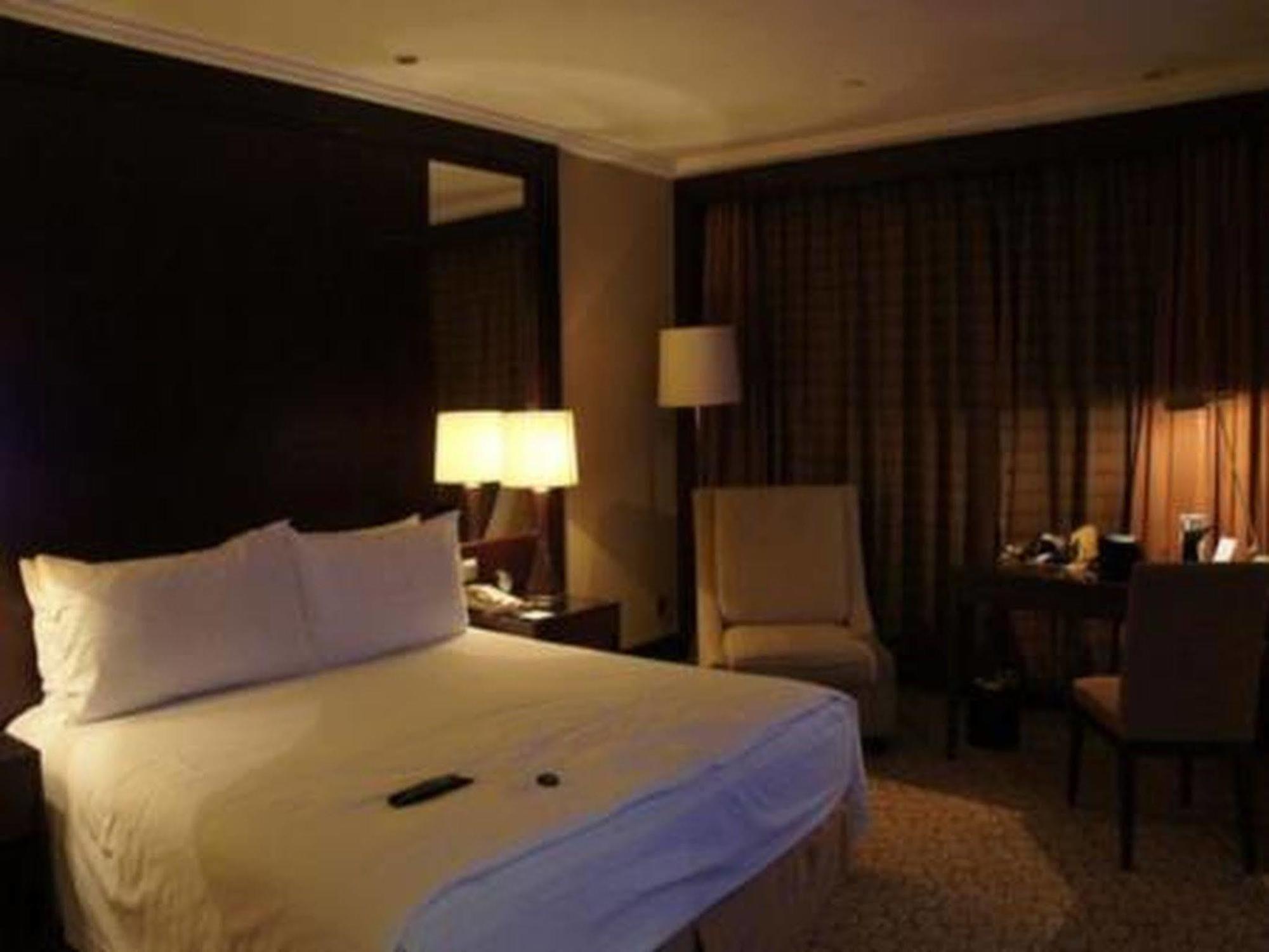 Golden Eagle Summit Hotel  Nanking Exterior foto