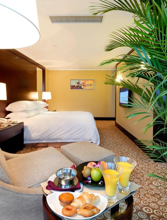 Golden Eagle Summit Hotel  Nanking Zimmer foto